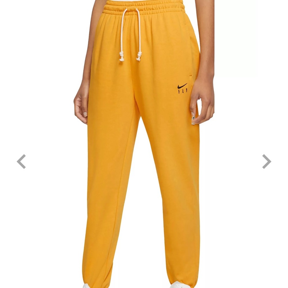 NWT Nike Women's Dri-FIT Swoosh Fly Basketball Pants